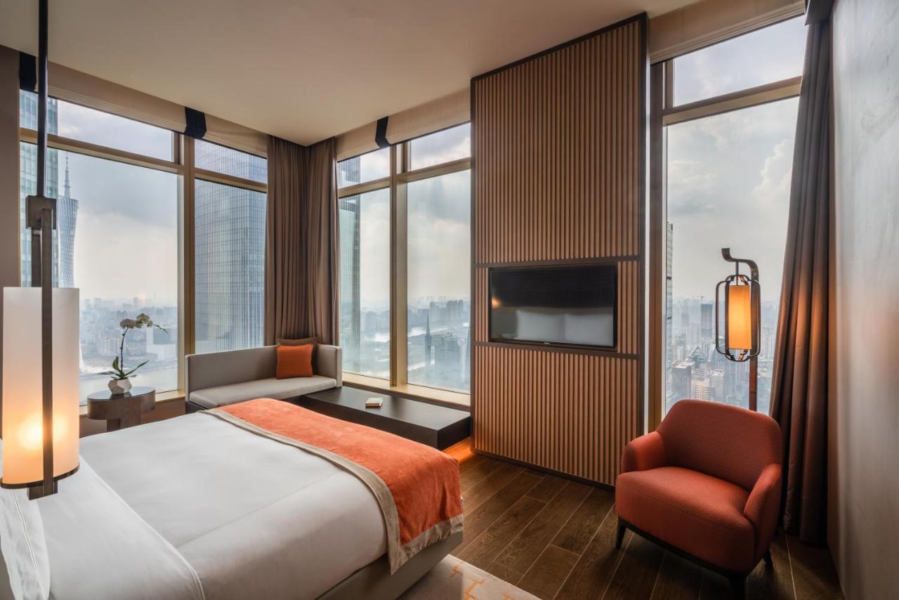 Jumeirah Guangzhou Bagian luar foto